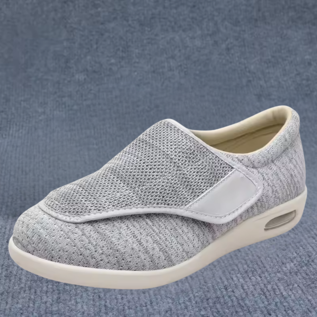 Pilar | Unisex Cozy Footwear