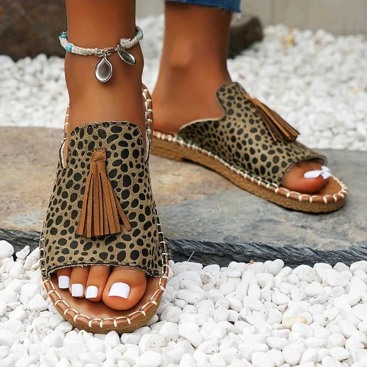 Elianne | Cozy Flat Sandals