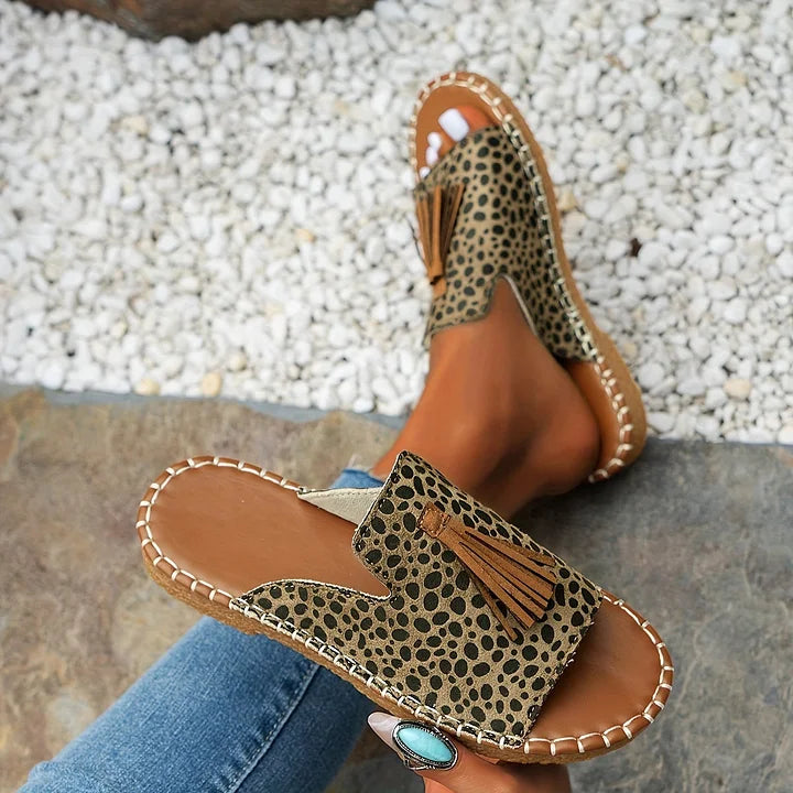 Elianne | Cozy Flat Sandals