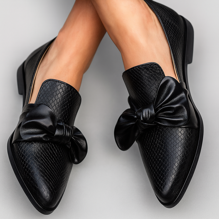 Claudia - Loafer with Bow Detail