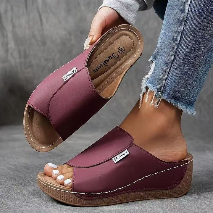 Yassira | Comfort-Oriented Orthopedic Sandals for Pain Relief