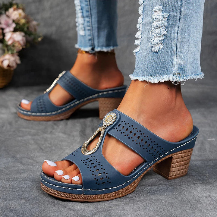Yora | Stylish and Cozy Orthopedic Sandals