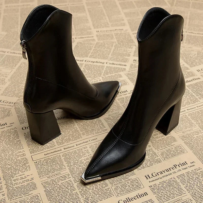 Kendra | Chelsea Boots with Chrome Tip
