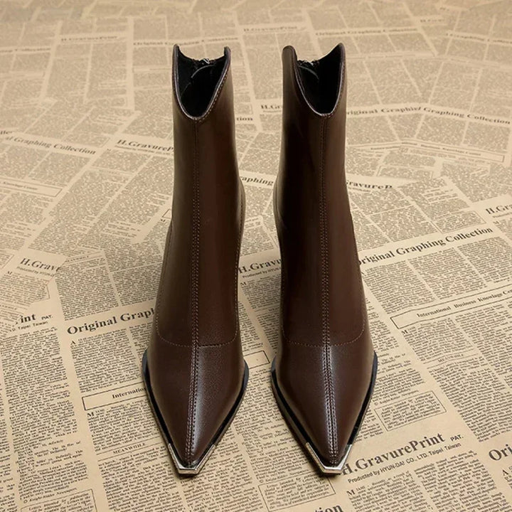 Kendra | Chelsea Boots with Chrome Tip