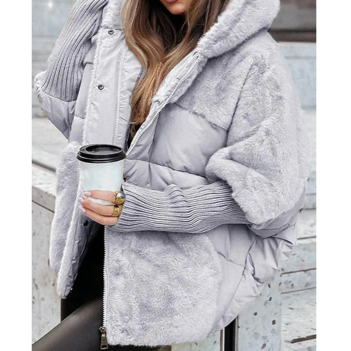 Nolera – Oversized Puffer Jacket with Hood